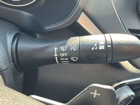 Used 2022 Nissan Altima 2.5 SR FWD image 13