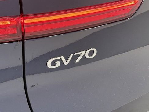 New 2026 Genesis GV70 2.5T Advanced image 7