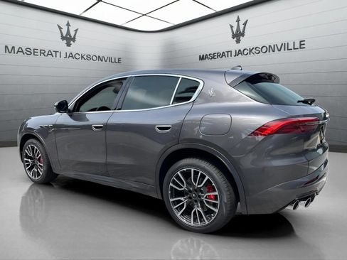 New 2025 Maserati Grecale GT image 11