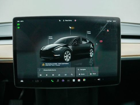 Used 2023 Tesla Model Y Long Range AWD/4WD image 14