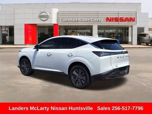 Used 2025 Nissan Murano SL AWD/4WD image 6