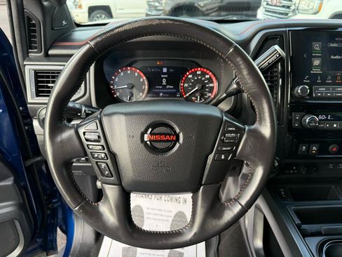 Used 2020 Nissan Titan PRO-4X w/ Pro-4x Convenience Package AWD/4WD image 39