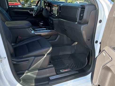 Certified 2025 Chevrolet Silverado 1500 LT Trail Boss w/ Convenience Package II AWD/4WD image 16
