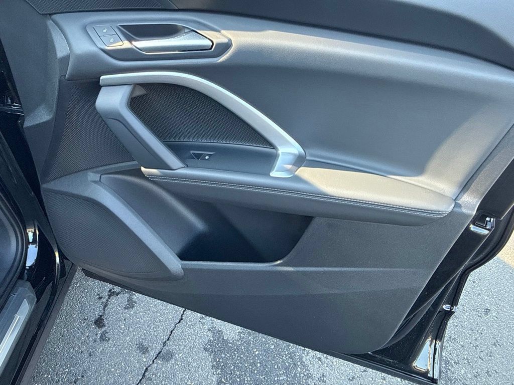New 2026 Audi Q5 Premium AWD/4WD image 18