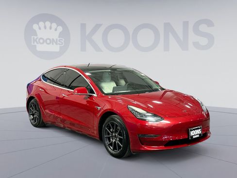 Used 2018 Tesla Model 3 Long Range image 10
