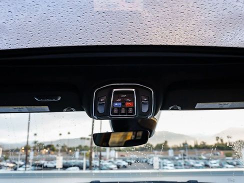 New 2026 Jeep Grand Wagoneer L Limited AWD/4WD image 19