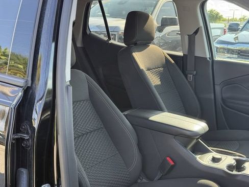 Used 2021 GMC Terrain SLE w/ Driver Convenience Package FWD image 18
