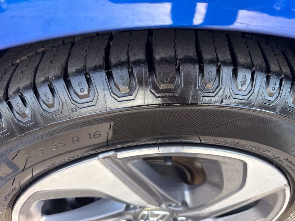 Used 2019 Honda Insight LX image 17