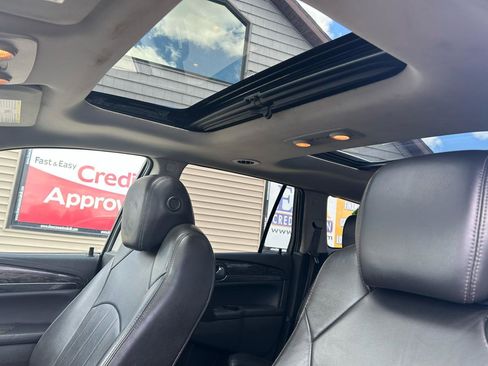 Used 2014 Buick Enclave Leather AWD/4WD image 19