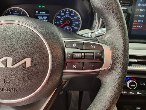 Used 2023 Kia K5 LXS image 19