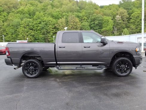Used 2024 RAM 2500 Big Horn w/ Night Edition AWD/4WD image 3