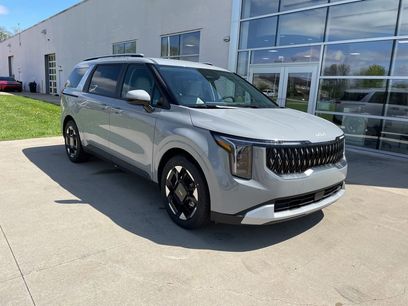 New 2026 Kia Carnival EX