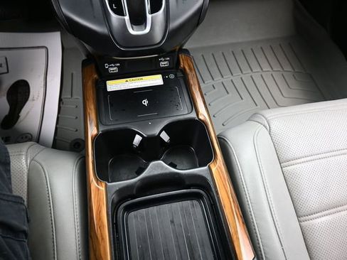Used 2020 Honda CR-V Touring image 11