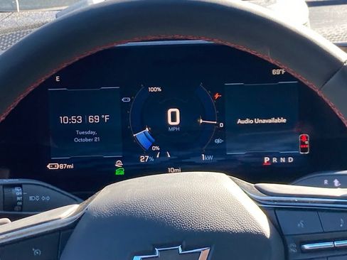 New 2026 Chevrolet Equinox EV RS w/ Convenience Package II FWD image 9