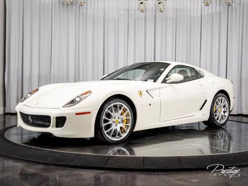 Used 2011 Ferrari 599 GTB Fiorano RWD image 7