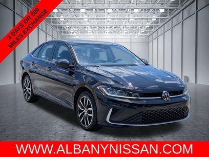 Used 2025 Volkswagen Jetta SE