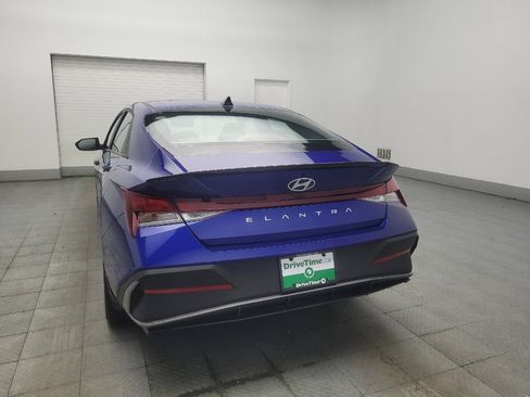 Used 2025 Hyundai Elantra Sport FWD image 6
