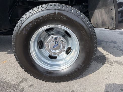 Used 2023 Ford F350 Lariat w/ FX4 Off-Road Package image 12