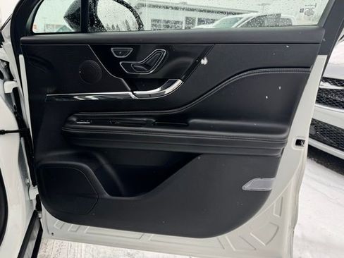 Certified 2024 Lincoln Corsair AWD w/ Equipment Group 101A image 17