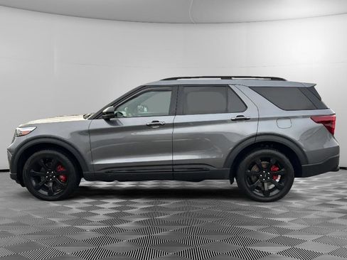 Used 2022 Ford Explorer ST w/ Equipment Group 401A image 5