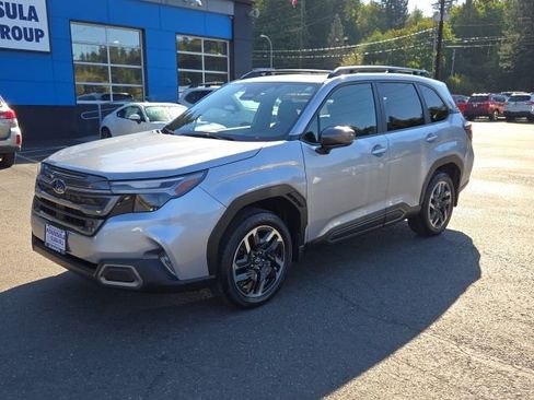 New 2025 Subaru Forester Limited image 5