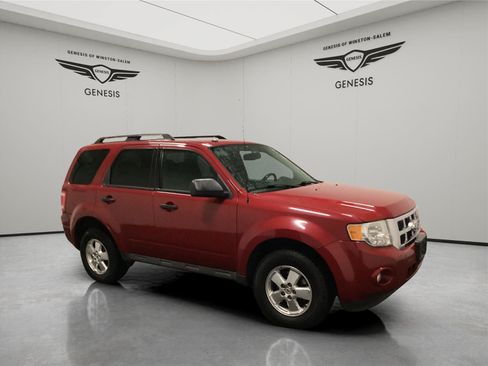 Used 2011 Ford Escape XLT FWD image 7