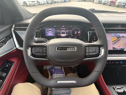 Used 2024 Jeep Wagoneer Launch Edition AWD/4WD image 18