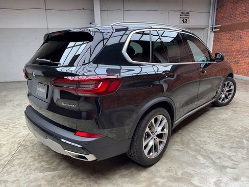 Used 2023 BMW X5 xDrive40i w/ Premium Package image 5