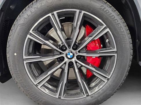 New 2026 BMW X5 sDrive40i image 16