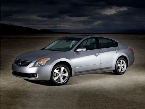 Used 2007 Nissan Altima 2.5 S w/ SL Pkg FWD image 1