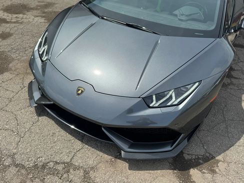 Used 2017 Lamborghini Huracan LP 610-4 AWD/4WD image 3