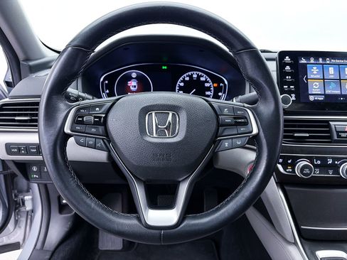 Used 2019 Honda Accord Touring image 28
