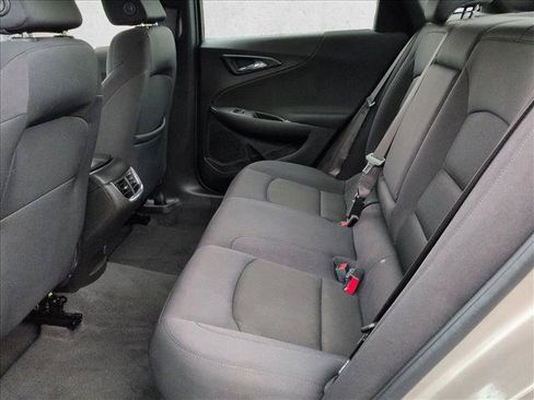Used 2023 Chevrolet Malibu LT FWD image 17