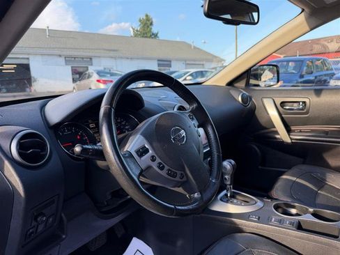 Used 2013 Nissan Rogue SL AWD/4WD image 34