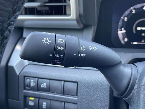 New 2026 Toyota Tacoma TRD Sport AWD/4WD image 32