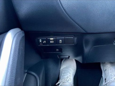 Used 2024 Toyota Corolla Cross Hybrid Nightshade w/ Moonroof Package image 34