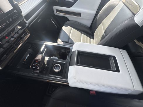 Used 2025 GMC Hummer EV 3X AWD/4WD image 27