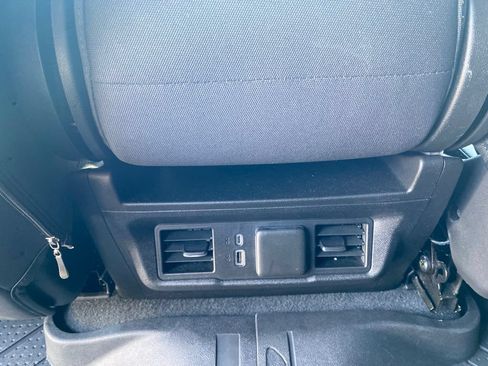 Used 2024 Chevrolet Silverado 1500 LT w/ LPO, Liner Protection Package AWD/4WD image 25