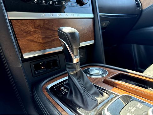 Used 2023 Nissan Armada SL image 16