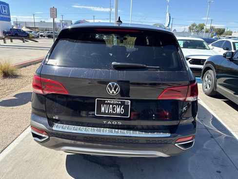 Used 2024 Volkswagen Taos SE FWD image 5