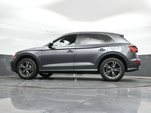 Used 2020 Audi Q5 e Premium Plus w/ Premium Plus Package AWD/4WD image 48