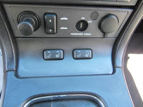 Used 2004 Ford Thunderbird RWD image 35