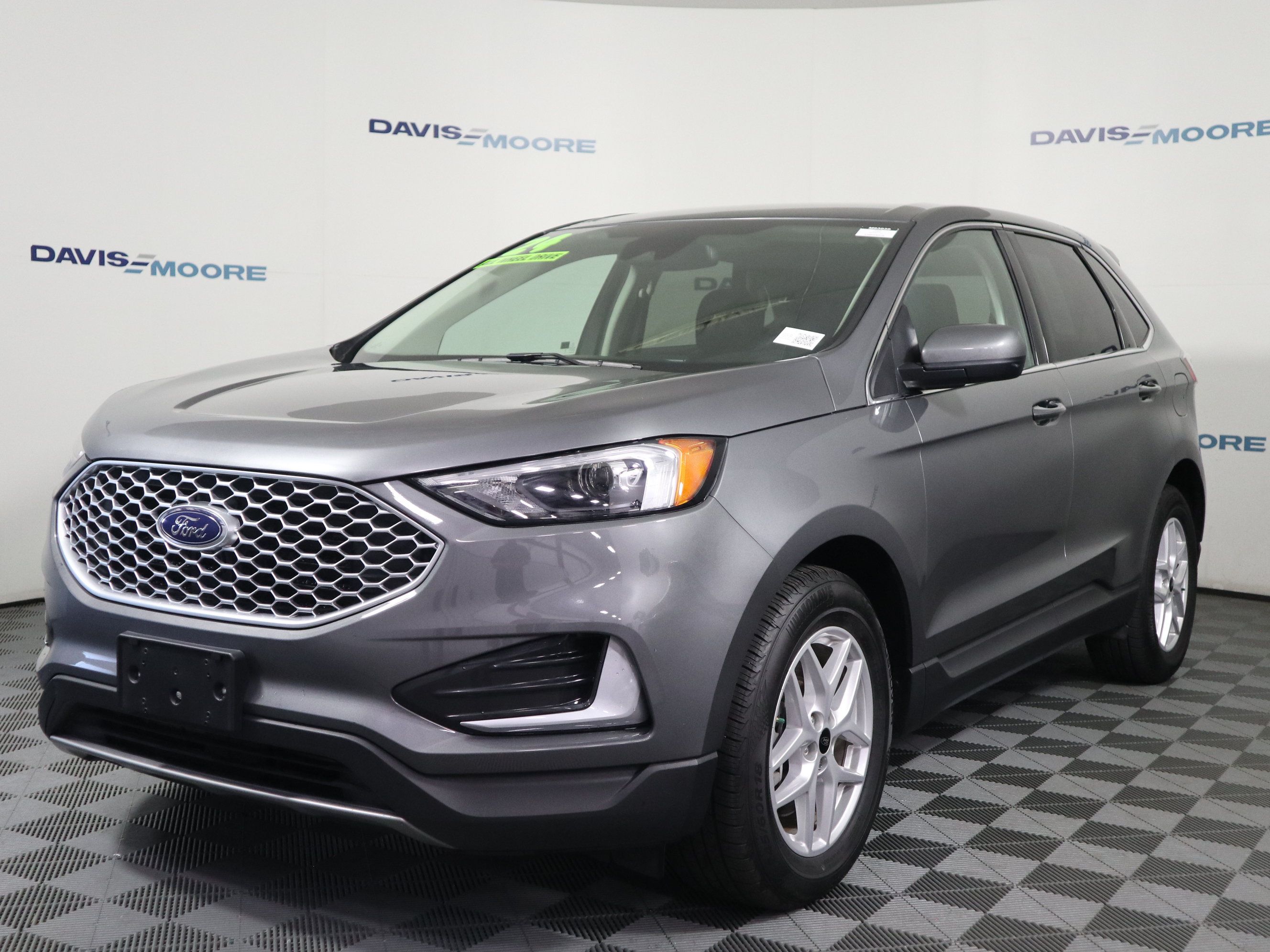 Used 2024 Ford Edge SEL AWD/4WD image 11