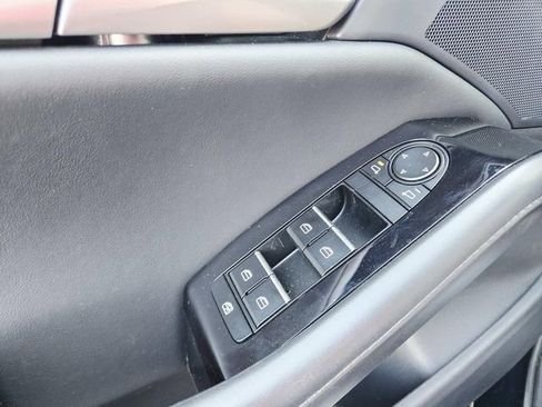 Used 2025 MAZDA MAZDA3 s image 30