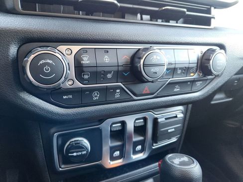 New 2026 Jeep Wrangler Sport AWD/4WD image 24