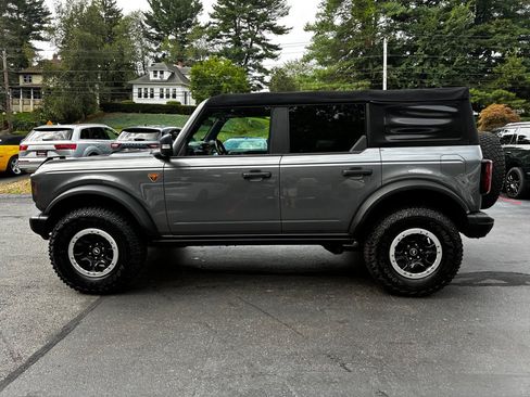 Used 2022 Ford Bronco Badlands w/ Sasquatch Package AWD/4WD image 13
