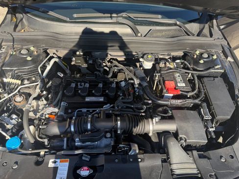 Used 2018 Honda Accord LX image 21