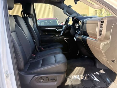 Used 2024 GMC Sierra 1500 SLT AWD/4WD image 27