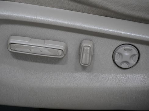 Used 2023 Honda Odyssey Elite image 16