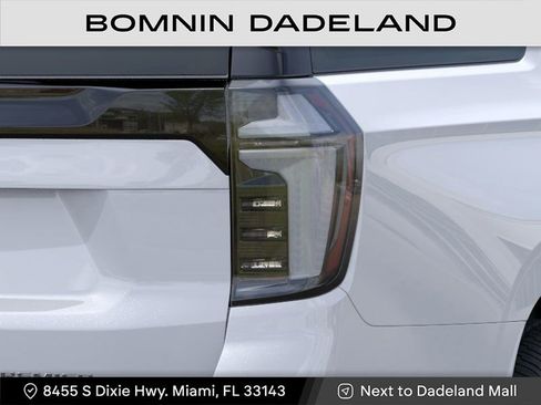 New 2026 Chevrolet Suburban Premier image 11